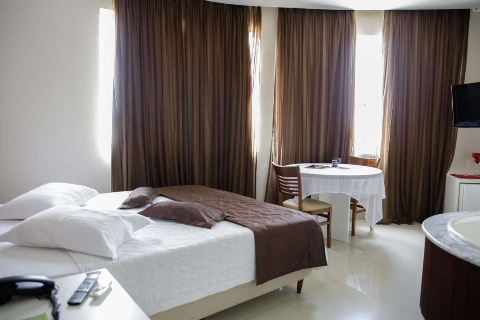 Hotel Emacite Flex Mafra Exterior photo